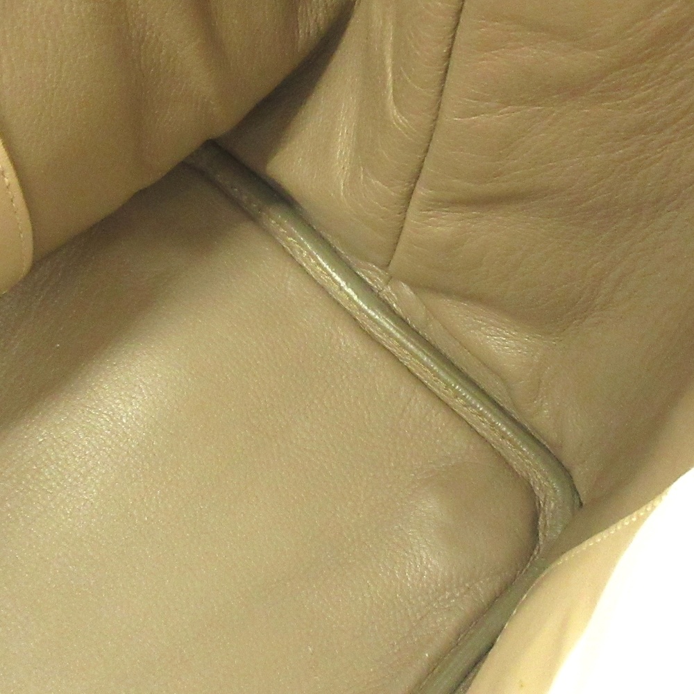PRADA Handbag - Picture 6 of 13